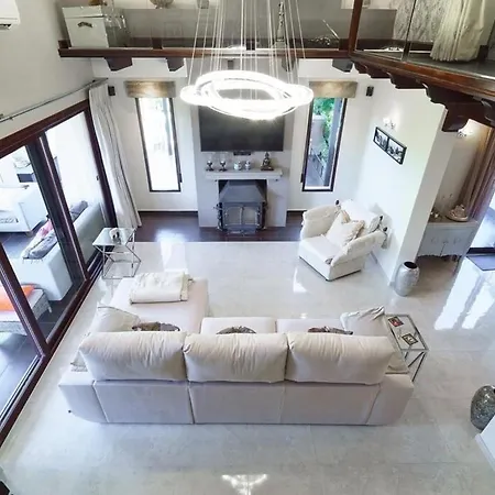 Encantadora Villa
